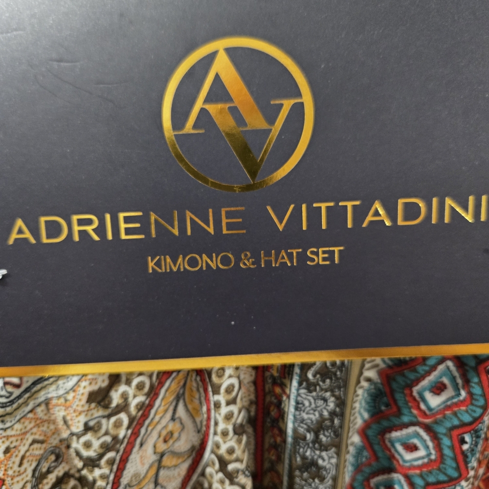 NEW Adrienne Vittadini Kimono & Hat Cover up Set Rhinestones Luxury Boho Summer - Picture 8 of 13